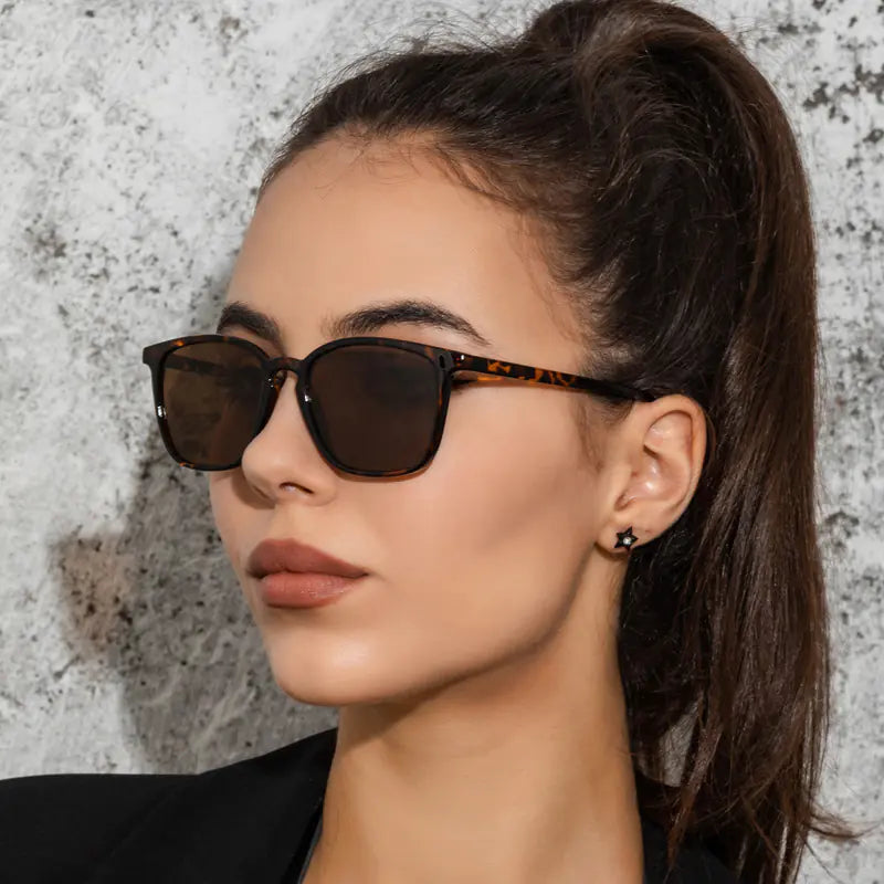 Solshade Retro Minimalist Sunglasses